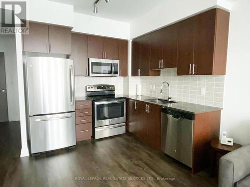 507 - 7167 Yonge Street, Markham (Grandview), ON - Indoor Photo Showing Kitchen