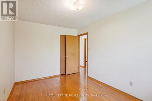 40 Forest Hill Crescent, Hamilton, ON - Indoor Photo Showing Other Room