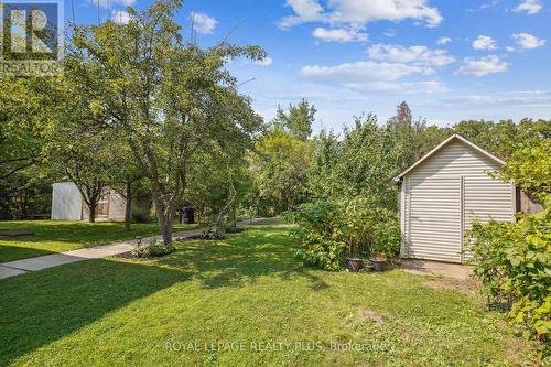 40 Forest Hill Crescent, Hamilton, ON - Outdoor