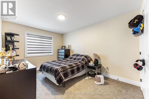 82 Optimist Drive, Southwold, ON - Indoor Photo Showing Bedroom