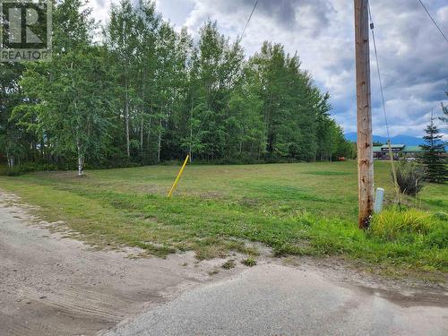 1105 Se Frontage Road, Mcbride, BC 