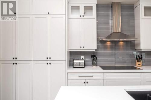 655 Taynton  Drive, Invermere, BC - Indoor Photo Showing Kitchen