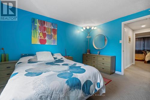 2 - 2185 Fairchild Boulevard, Burlington, ON - Indoor Photo Showing Bedroom