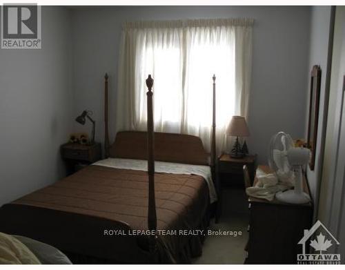 3466 Wyman Crescent, Ottawa, ON - Indoor Photo Showing Bedroom