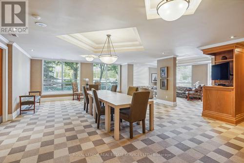 603 - 50 Old Mill Road, Oakville (Old Oakville), ON - Indoor Photo Showing Dining Room