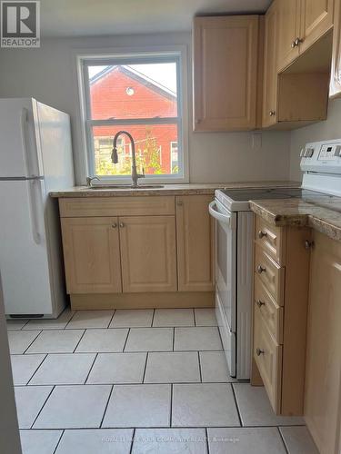 42 Innes Avenue, Toronto, ON - Indoor Photo Showing Kitchen