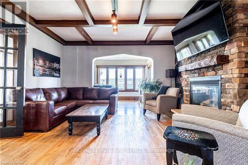 406 King Street, Port Colborne, ON - Indoor Photo Showing Living Room With Fireplace