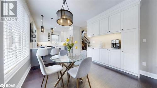 2187 Austin Court, Burlington, ON - Indoor Photo Showing Dining Room