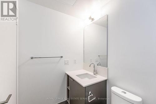 401 - 3005 Pine Glen Road, Oakville (Palermo West), ON - Indoor Photo Showing Bathroom