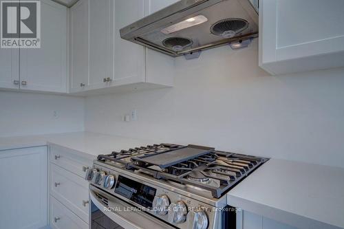 9 Mccormack Road, Caledon, ON - Indoor Photo Showing Kitchen