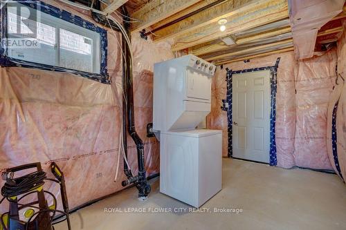 9 Mccormack Road, Caledon, ON - Indoor Photo Showing Laundry Room