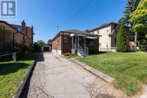 100 North Carson Street, Toronto (Alderwood), ON - Outdoor