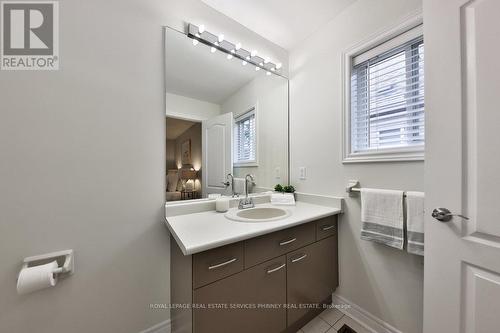 1024 Queen Street W, Mississauga, ON - Indoor Photo Showing Bathroom