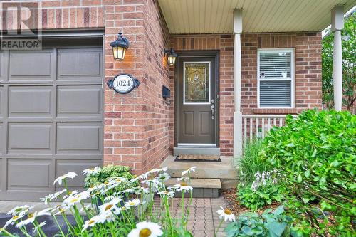 1024 Queen Street W, Mississauga, ON - Outdoor With Exterior