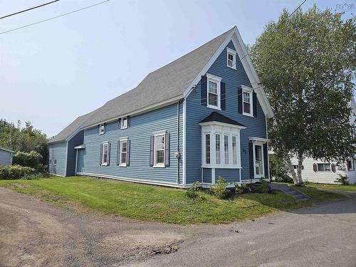 52 Ellis Street, Oxford, NS 