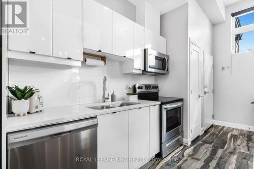 5 - 405 Merritt Street, St. Catharines, ON - Indoor Photo Showing Kitchen With Double Sink With Upgraded Kitchen