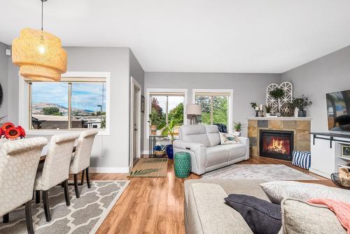 8-4610 20 Street, Vernon, BC - Indoor With Fireplace