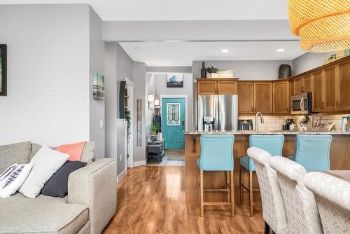 8-4610 20 Street, Vernon, BC - Indoor Photo Showing Kitchen With Upgraded Kitchen