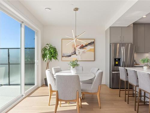 2299 Hudson Terr, Sooke, BC - Indoor Photo Showing Dining Room