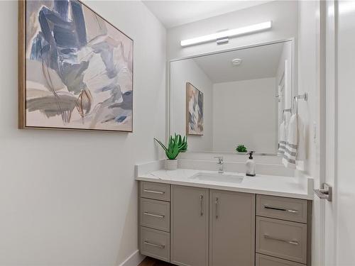 2299 Hudson Terr, Sooke, BC - Indoor Photo Showing Bathroom