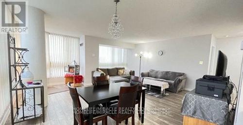 402 - 3233 Eglinton Avenue E, Toronto (Scarborough Village), ON - Indoor