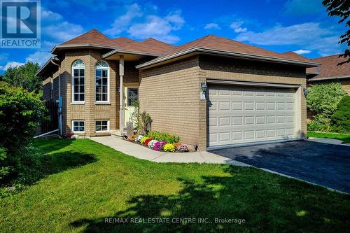 37 Foxtrot Drive, Hamilton, ON - Outdoor