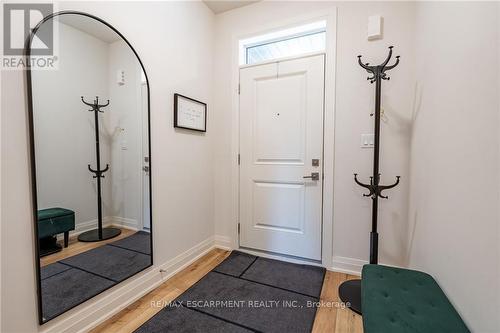 16 Raspberry Lane, Hamilton (Mount Hope), ON - Indoor Photo Showing Other Room