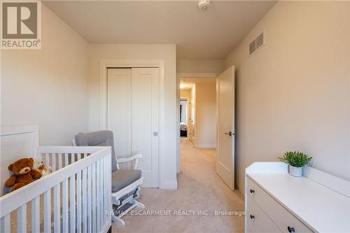 16 Raspberry Lane, Hamilton (Mount Hope), ON - Indoor Photo Showing Bedroom