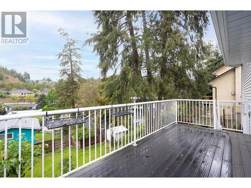 254 Terrace Drive, Kelowna, BC - Outdoor With Deck Patio Veranda With Exterior