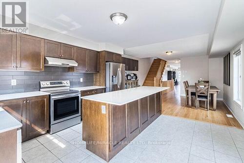 43 Finegan Circle, Brampton, ON - Indoor Photo Showing Kitchen With Stainless Steel Kitchen