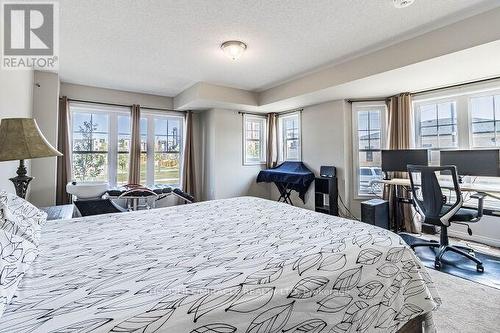 43 Finegan Circle, Brampton (Northwest Brampton), ON - Indoor Photo Showing Bedroom