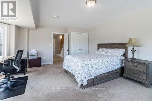 43 Finegan Circle, Brampton (Northwest Brampton), ON - Indoor Photo Showing Bedroom