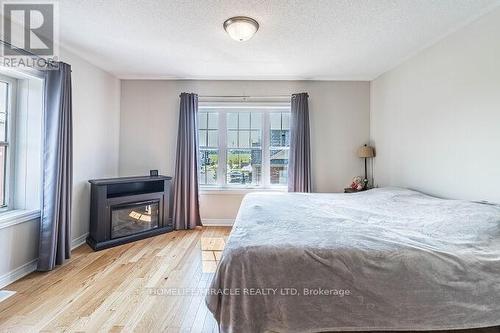 43 Finegan Circle, Brampton (Northwest Brampton), ON - Indoor Photo Showing Bedroom