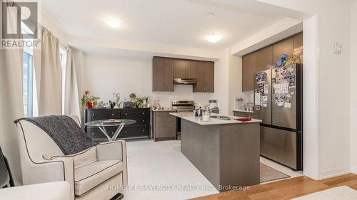 316 Bismark Drive, Cambridge, ON - Indoor Photo Showing Kitchen