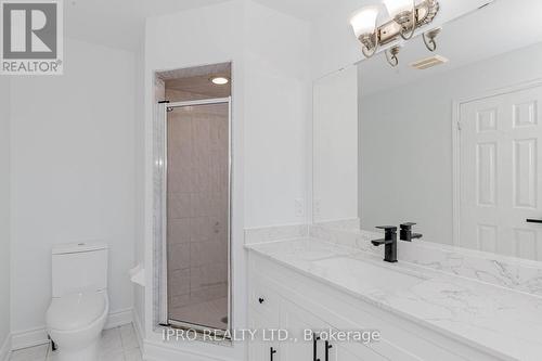 23 Hot Spring Road, Brampton (Sandringham-Wellington North), ON - Indoor Photo Showing Bathroom