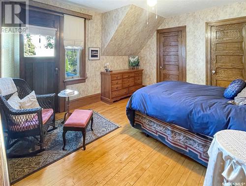 476 3Rd Avenue Ne, Swift Current, SK - Indoor Photo Showing Bedroom