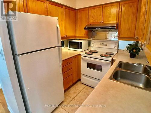 1811 - 1 Rean Drive, Toronto (Bayview Village), ON - Indoor Photo Showing Kitchen With Double Sink