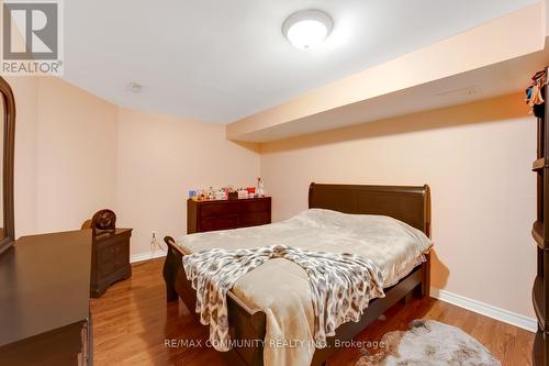 10 Shuttleworth Drive, Clarington (Courtice), ON - Indoor Photo Showing Bedroom