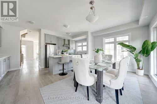 105 Yorkton Boulevard, Markham, ON - Indoor Photo Showing Dining Room