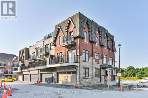 105 Yorkton Boulevard, Markham, ON - Outdoor With Facade