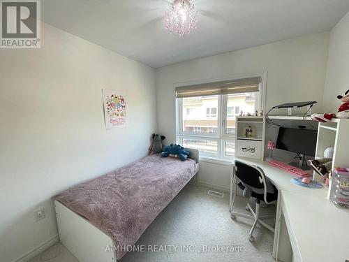 86 Massachusetts Lane S, Markham, ON - Indoor Photo Showing Bedroom