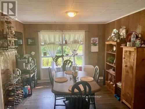 220 Main Street, Wasaga Beach, ON - Indoor Photo Showing Dining Room