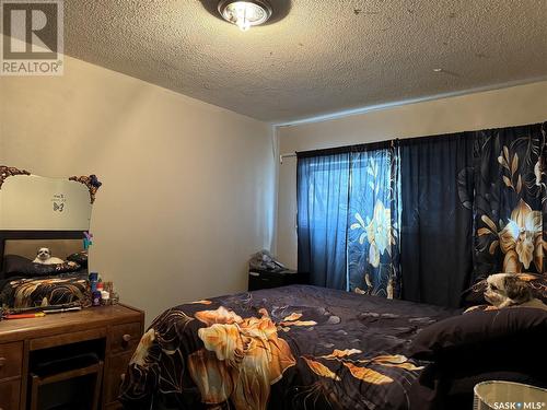 2102-2104 Rothwell Street, Regina, SK - Indoor Photo Showing Bedroom