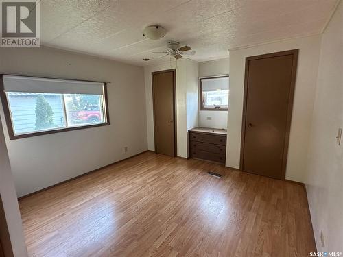 138 17Th Street, Weyburn, SK - Indoor Photo Showing Other Room