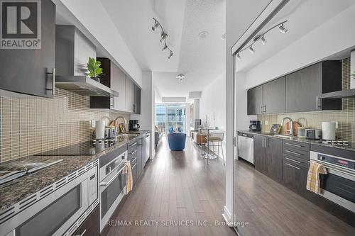 1920 - 352 Front Street W, Toronto, ON - Indoor Photo Showing Kitchen With Stainless Steel Kitchen With Upgraded Kitchen