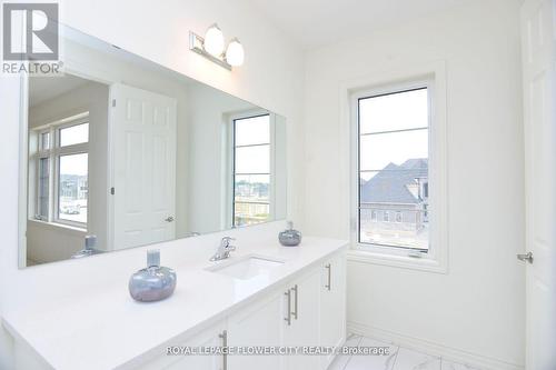 3 Bellflower Crescent, Adjala-Tosorontio, ON - Indoor Photo Showing Bathroom