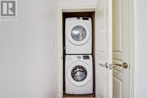 4364 Shuttleworth Drive, Niagara Falls, ON - Indoor Photo Showing Laundry Room