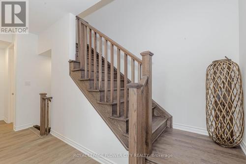 1907 Thames Circle, Milton (Bowes), ON - Indoor Photo Showing Other Room