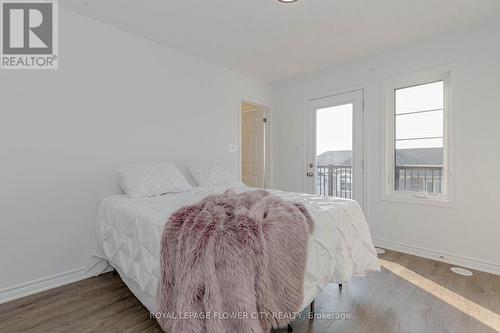 1907 Thames Circle, Milton (Bowes), ON - Indoor Photo Showing Bedroom