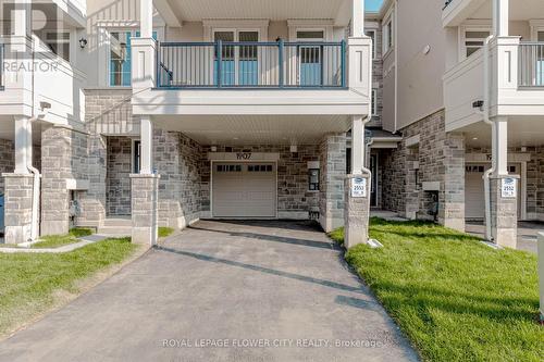 1907 Thames Circle, Milton, ON - Outdoor With Balcony With Facade